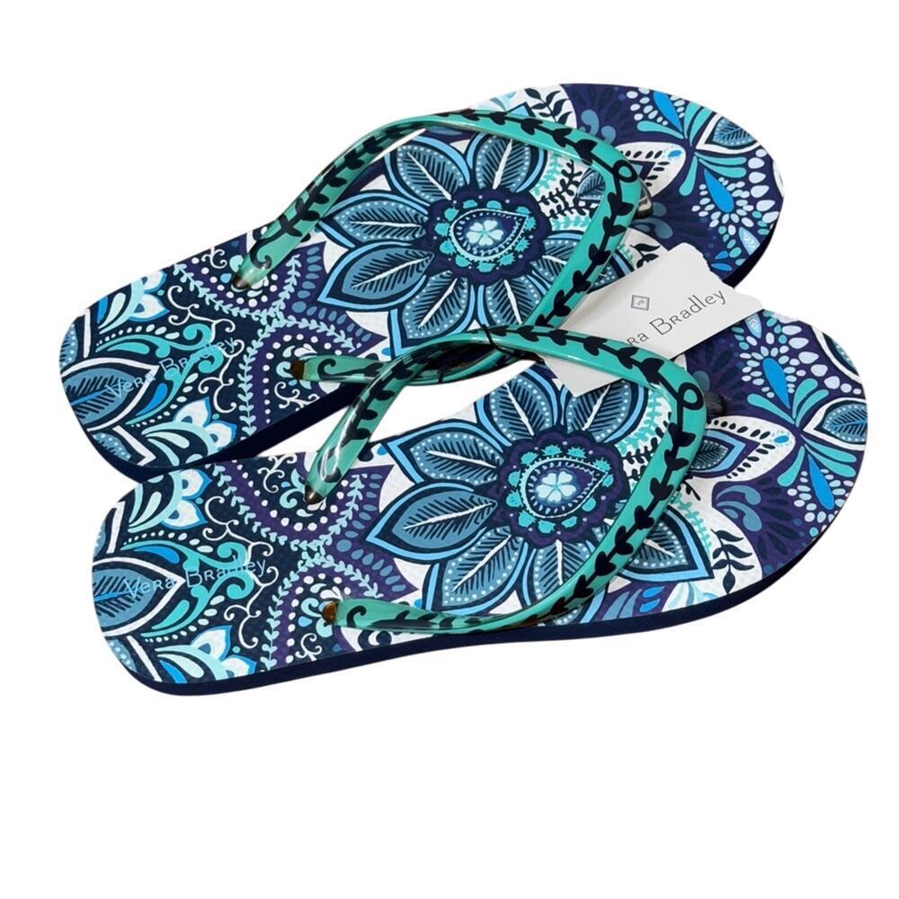 Vera Bradley Medallion Flip Flops Blue Island Size Small ( 5-6) - Picture 3 of 5